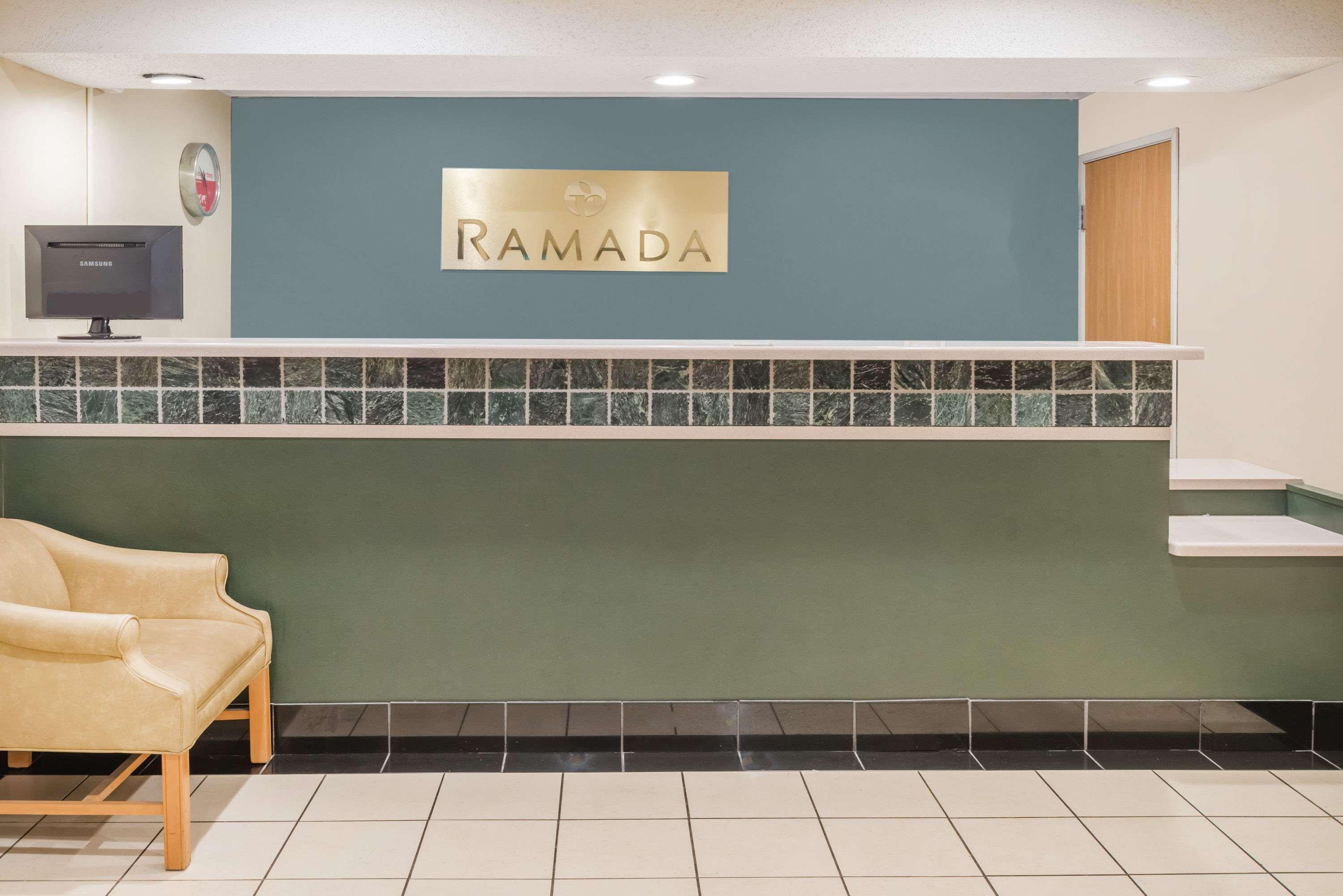 Ramada By Wyndham Columbia Hotel Ngoại thất bức ảnh
